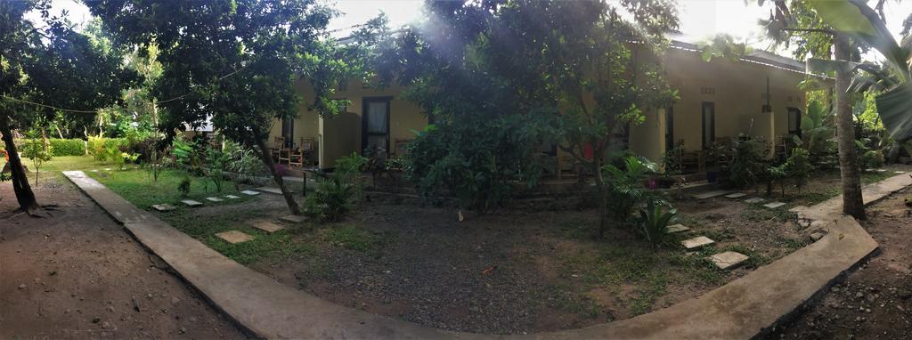 Kuta Lodge Homestay Buitenkant foto